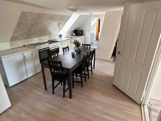 STOR ARBEJDERSBOLIG – 7 VÆRELSER