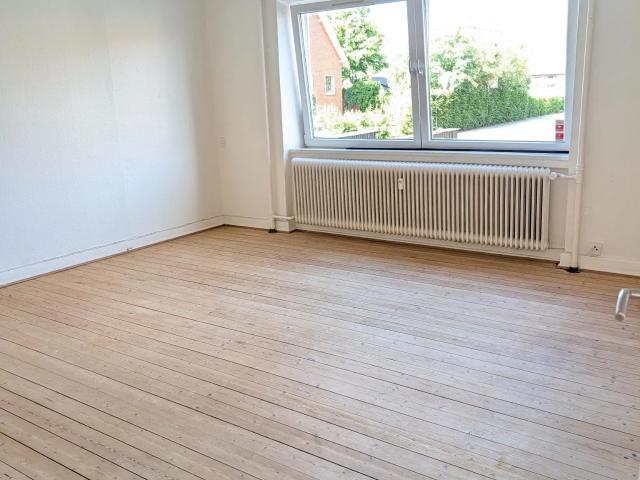 Stor, lys og billig 2 vær i Vestbyen !