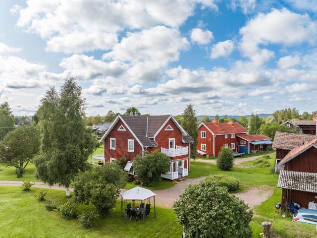 Stora vägen 34