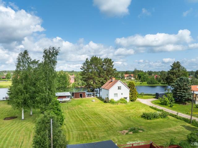 Storängsvägen 18