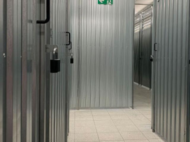 Warehouse for rent in Frankfurt am Main Ref 4304 | dreamo. Ch