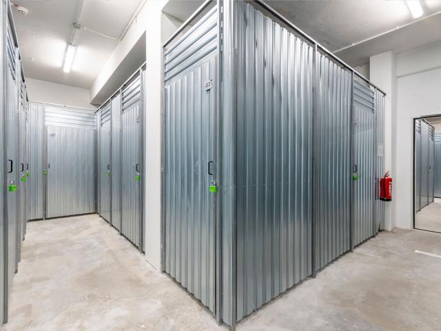Warehouse for rent in Oberhausen Ref 5426 | dreamo. Ch