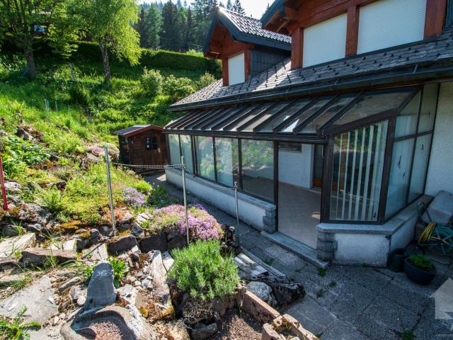 Storey apartment with 3.5 rooms on sale in Les Cerniers 111 m² | dreamo. Ch