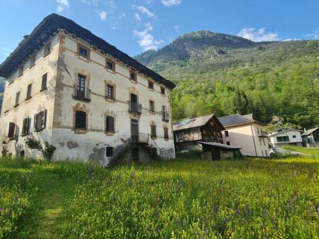STORICA, SOLEGGIATA, CON VISTA