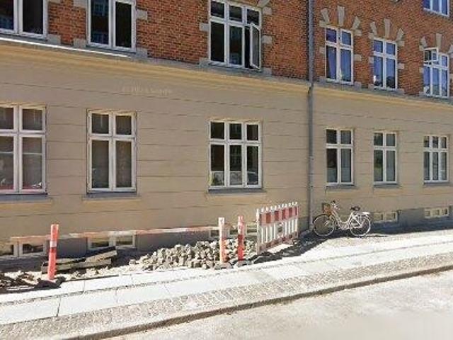 Stort lyst værelse udlejes på Frederiksberg