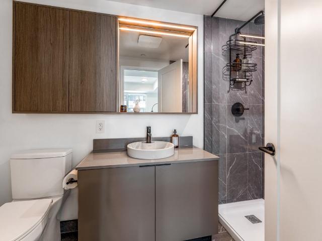 Story of Midtown Toronto 2 Bedroom Apartment for Rent at 73 Broadway Ave, Toronto, ON M4P 0G3 North Toronto