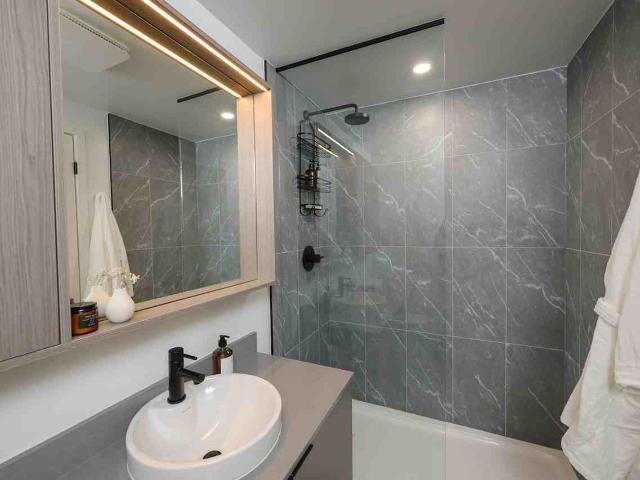 Story of Midtown Toronto 2 Bedroom Apartment for Rent at 73 Broadway Ave, Toronto, ON M4P 0G3 North Toronto