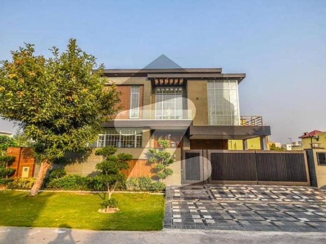 State Of The Art One Kanal Modern Style Bungalow Near Wateen Chowk Top Location