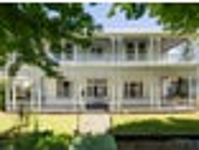 Stately Heritage Home – FOR REMOVAL