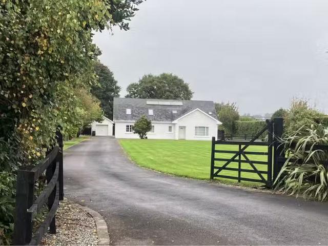 Station Road, Ballyhooly, Co. Cork, P51WV00 is for sale