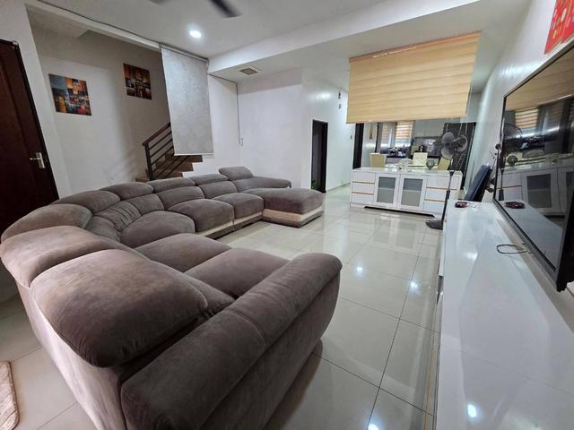 Station 18 Pengkalan Tiara Double Storey House For Rent