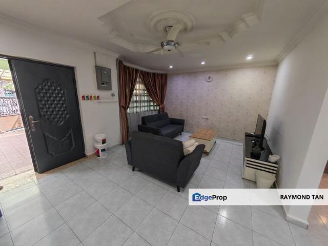 Station 18 / 2.5 Storey Terrace House for Sale