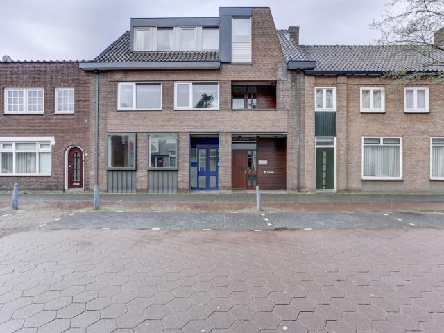 Stationsstraat, 49 49A, 5121EB, Rijen, Noord Brabant 5121EB