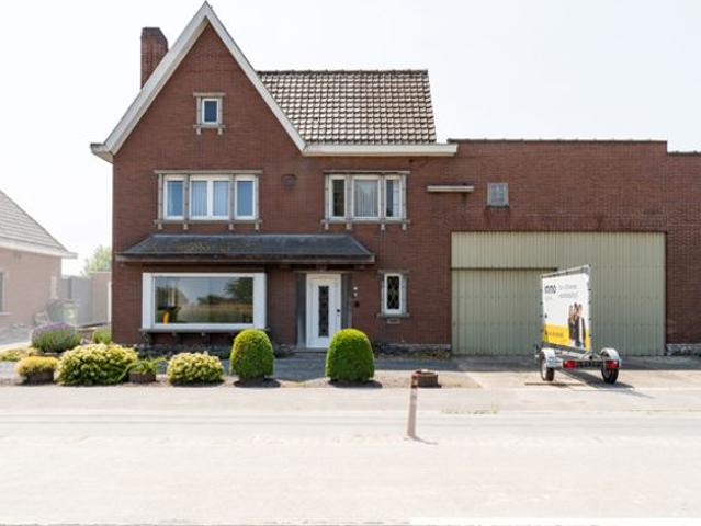 Statige woning met ruime loods