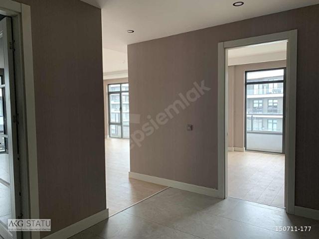 STATÜ VELUX ANKARA AVM CEPHELİ 4+1 KİRALIK DAİRE!