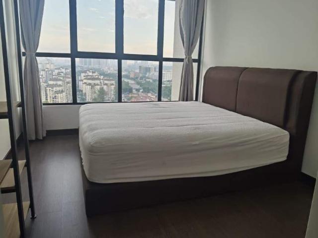 Stay Lavile Maluri | Next to Sunway Velocity Mall | Fully Furnished