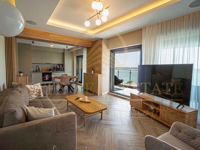 Stațiunea Mamaia Apartament cu 3 camere, mobilat si utilat, vedere superba