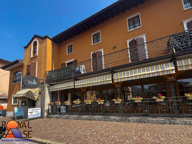 Stabile in vendita a Iseo via Risorgimento, Clusane