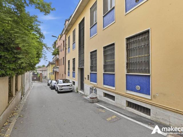 Stabile in vendita a Melegnano via Guglielmo Oberdan, 6