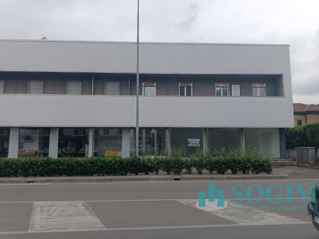Stabile in vendita a Mozzate