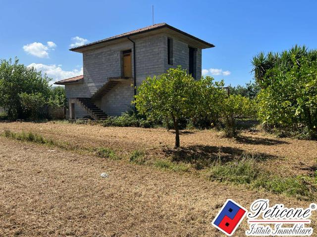 Stabile Palazzo in vendita a Fondi, Semicentro