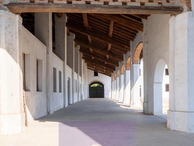 Stabile/Palazzo con box doppio a Grumello Cremonese ed Uniti