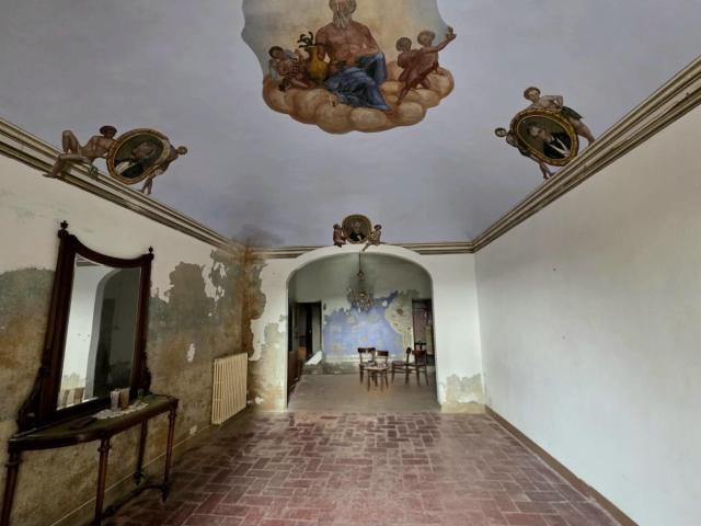 Stabile/Palazzo con terrazzi a San Miniato