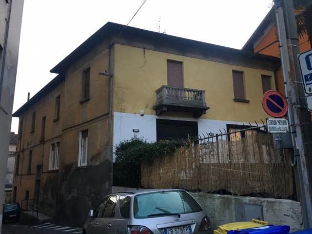 STABILE/PALAZZO di 40 vani e di 800 mq GARDONE VAL TROMPIA rif. SFSCAGVT