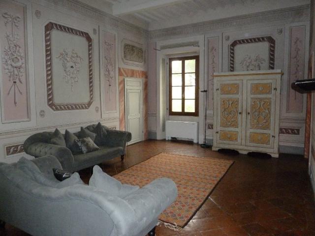 Stabile/palazzo in vendita a Calci