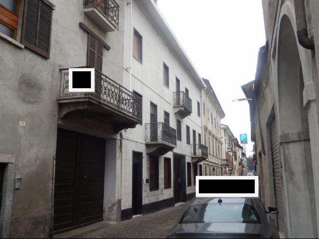 Stabile/Palazzo in vendita a Borgomanero