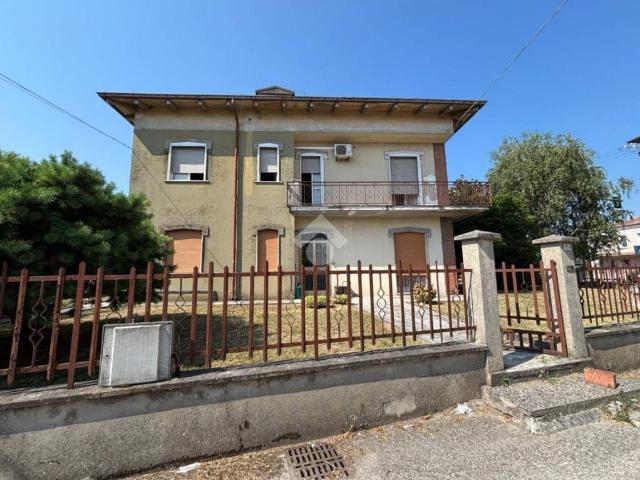 Stabile/palazzo in vendita a Ghisiolo, San Giorgio Bigarello
