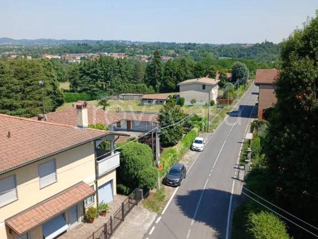 Stabile/palazzo in vendita a Giussano