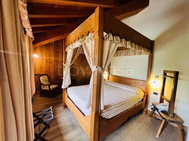 Stabile/palazzo in vendita a Gressoney Saint Jean