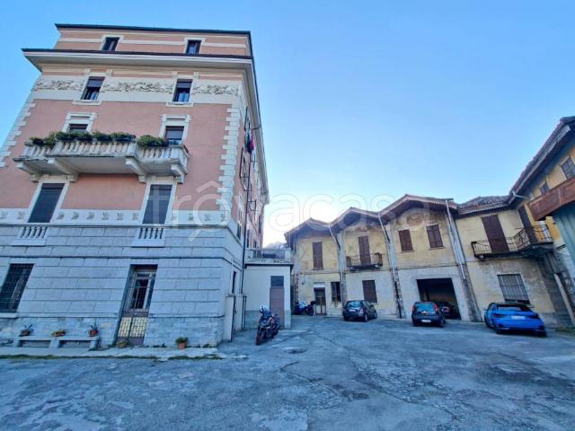 Stabile/palazzo in vendita a Lecco, Pescarenico