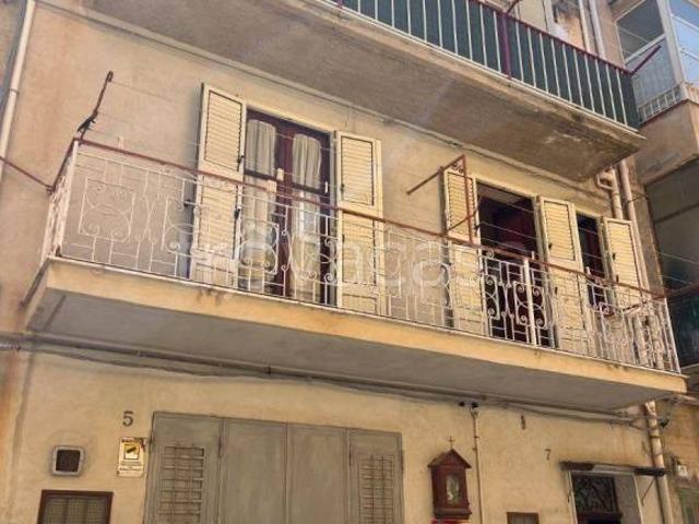 Stabile/palazzo in vendita a Licata
