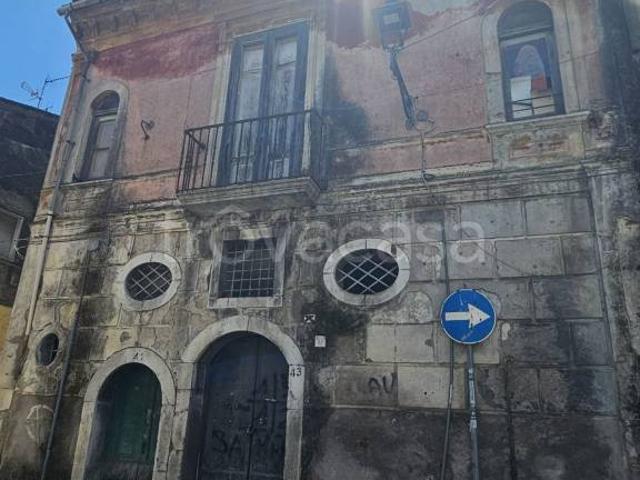 Stabile/palazzo in vendita a Montoro via dell'Aia, 15