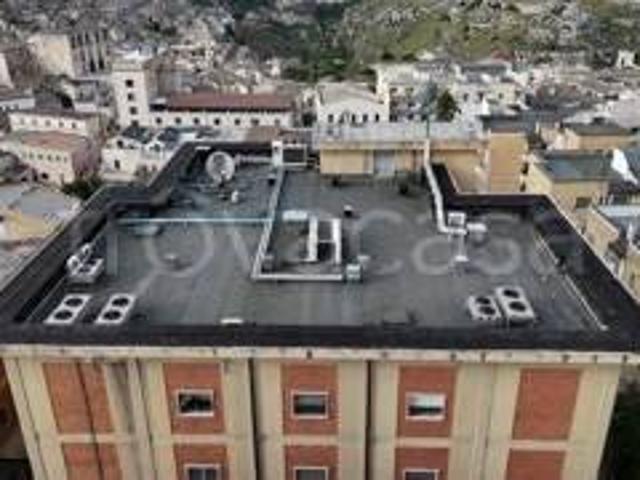 Stabile/palazzo in vendita a Matera via Giustino Fortunato, 5