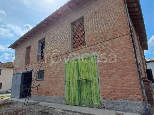 Stabile/palazzo in vendita a Medicina via Fantuzza, 680