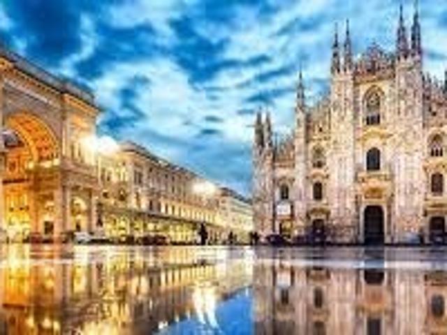 Stabile/palazzo in vendita a Milano