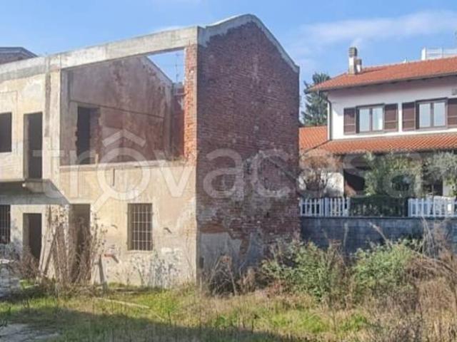 Stabile/palazzo in vendita a Novara via Morazzone, 1, Sant'Agabio