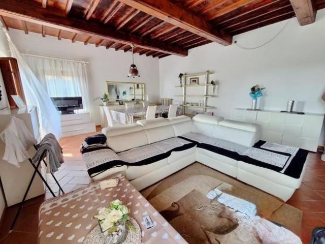 Stabile/Palazzo in vendita a San Giovanni Alla Vena Vicopisano 670 mq Rif: 1341301