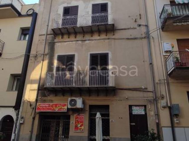 Stabile/palazzo in vendita a Sant'Agata di Militello via Campidoglio, 85