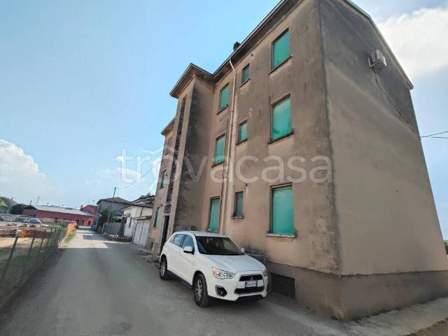 Stabile/palazzo in vendita a Pontenure