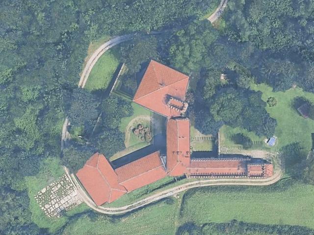 Stabile/palazzo in vendita a Pontida