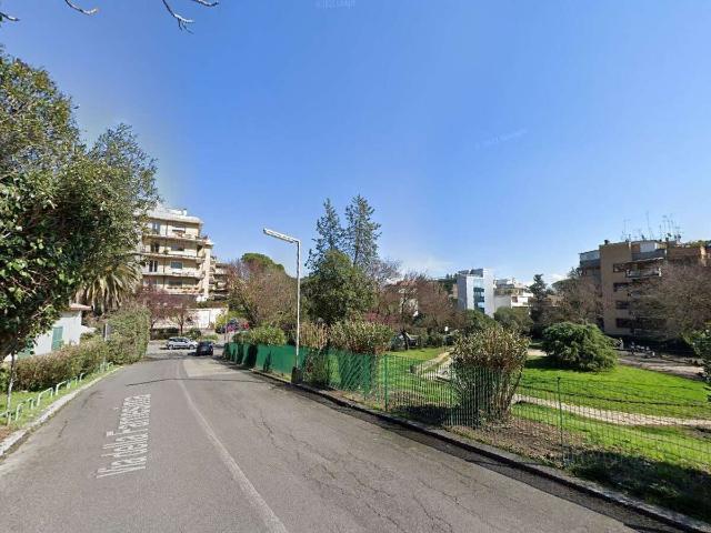 STABILE/PALAZZO in VENDITA a ROMA FLAMINIO / FLEMING / VIGNA CLARA / CAMILLUCCIA di 20 vani