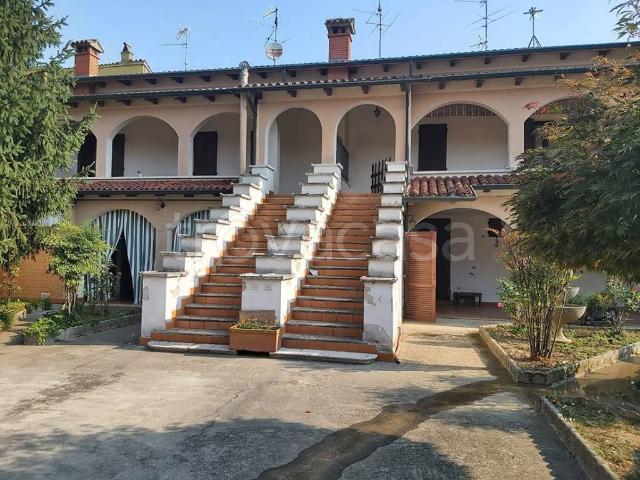 Stabile/palazzo in vendita a Torre de' Picenardi vicolo della Pace, 23