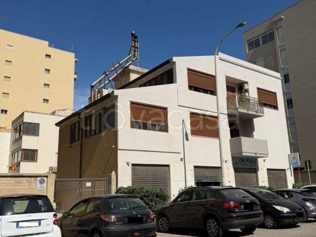 Stabile/palazzo in vendita a Trapani via Serraino Vulpitta