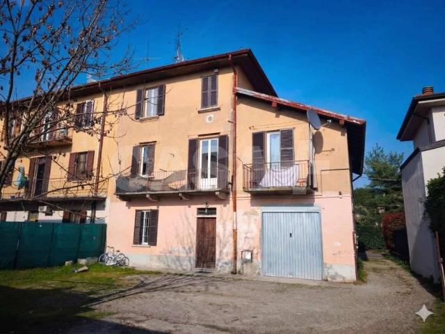 Stabile/palazzo in vendita a Varese via Ambrogio Zonda, 13, Bobbiate Schiranna