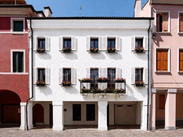 Stabile/palazzo in vendita a Vicenza, Centro città
