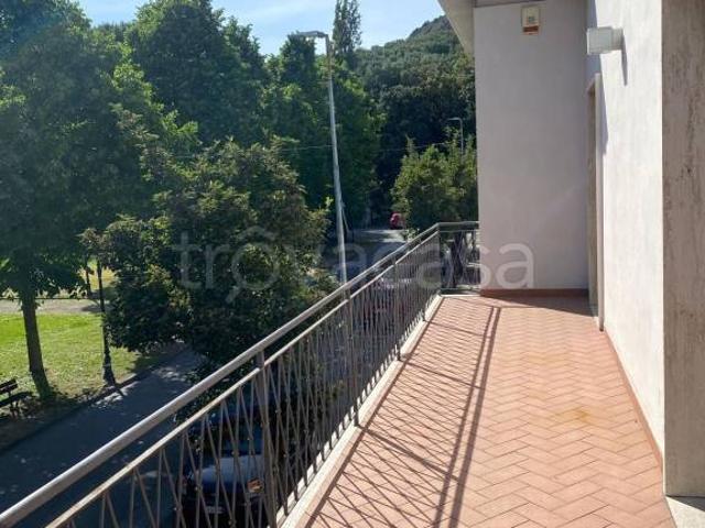 Stabile/palazzo in vendita a Vicopisano